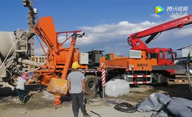38米攪拌泵車、攪拌天泵打商品混凝土施工視頻